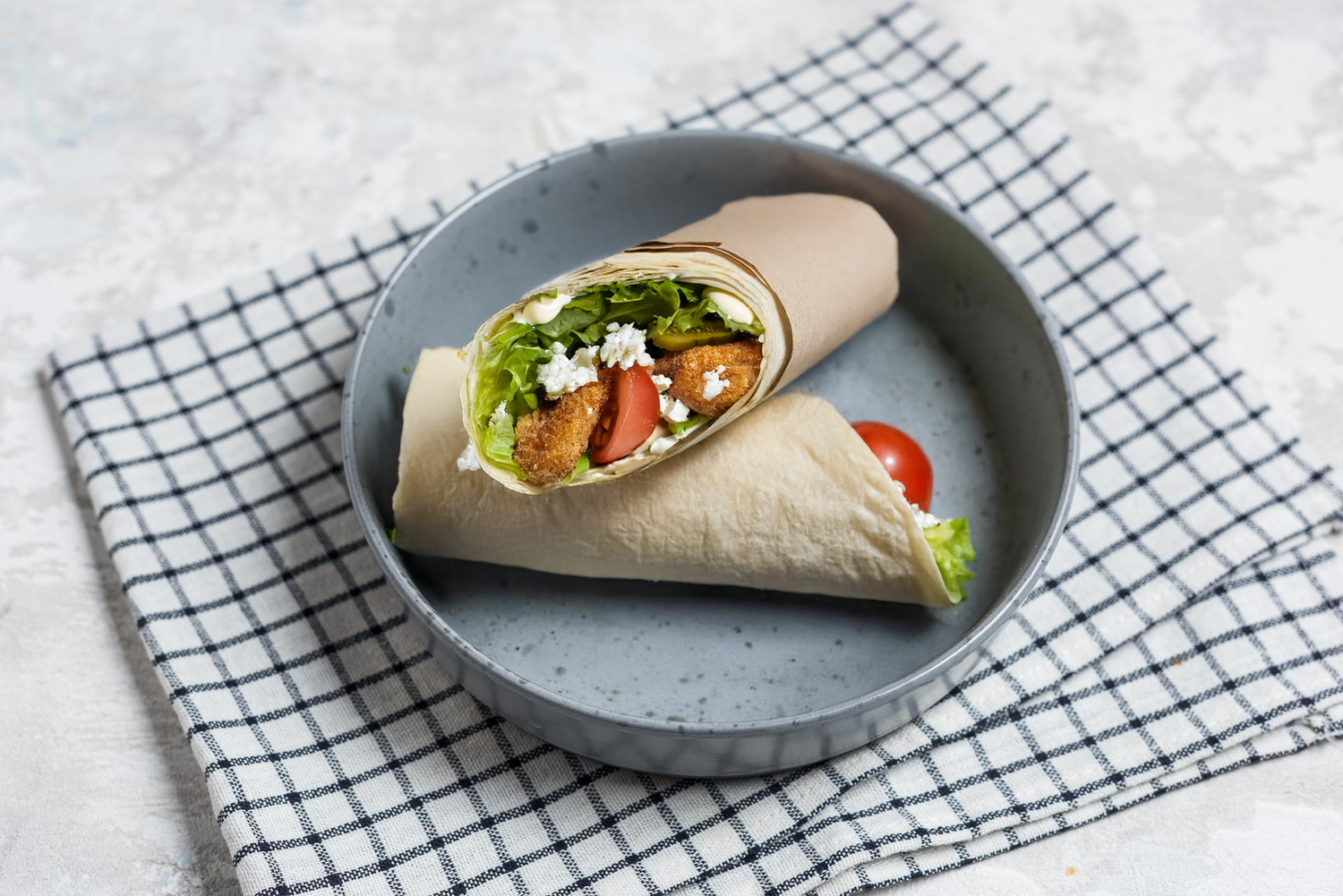 Krõbekana-feta wrap: Hero Image - Pos 1