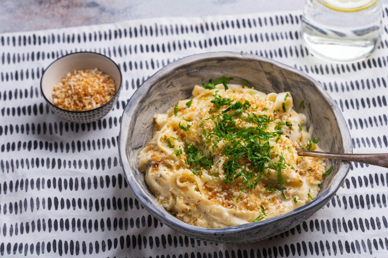 Nelja juustu pasta krõbeda pankoga: Hero Image - Pos 1